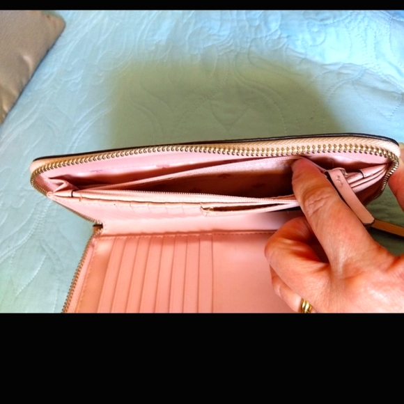 Kate Spade Staci Saffiano Leather Large Carryall Wristlet Wallet, Chalk Pink - Picture 2 of 11